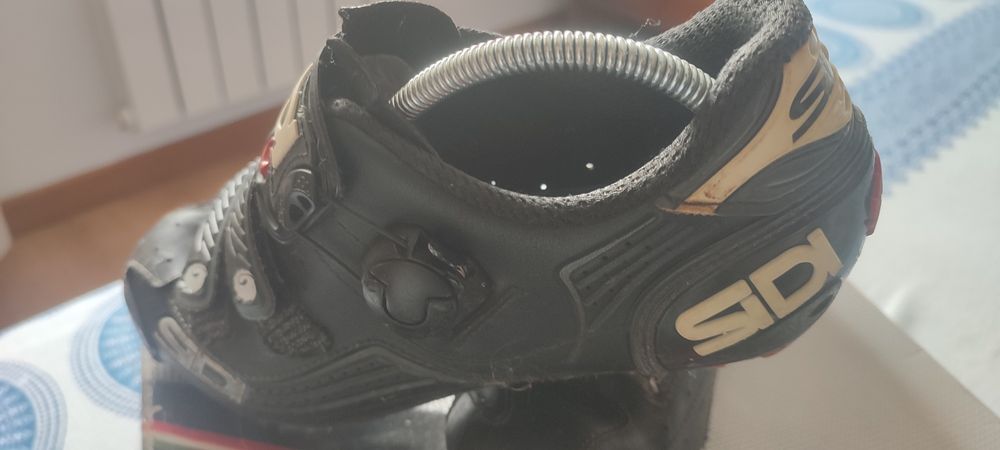 Sapatos BTT da marca sid64283896264577123