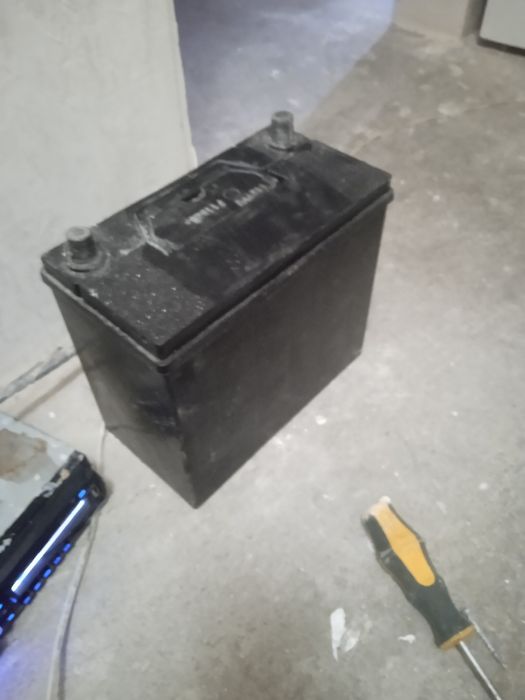 Продам 45 акомулятор в рабочем состоянии