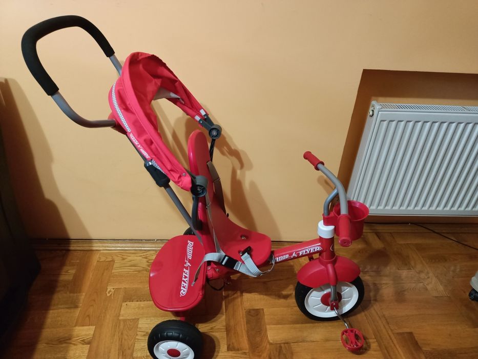 Трьохколісний велосипед Radio Flyer