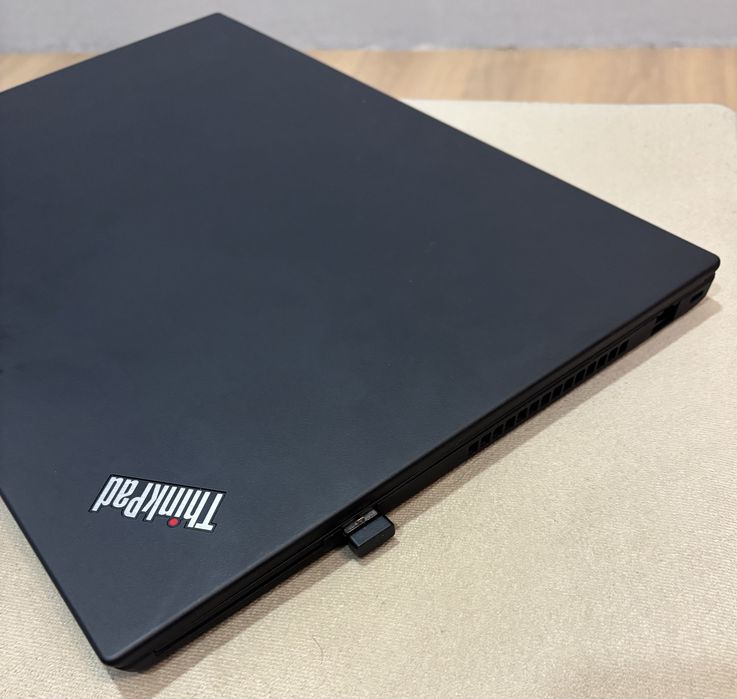 Lenovo ThinkPad T590