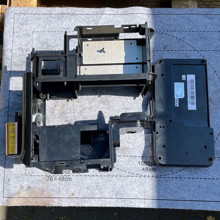 Obudowa ekspresu Cecotec Cremmaet Macchia Black Rose 1350 W czarny