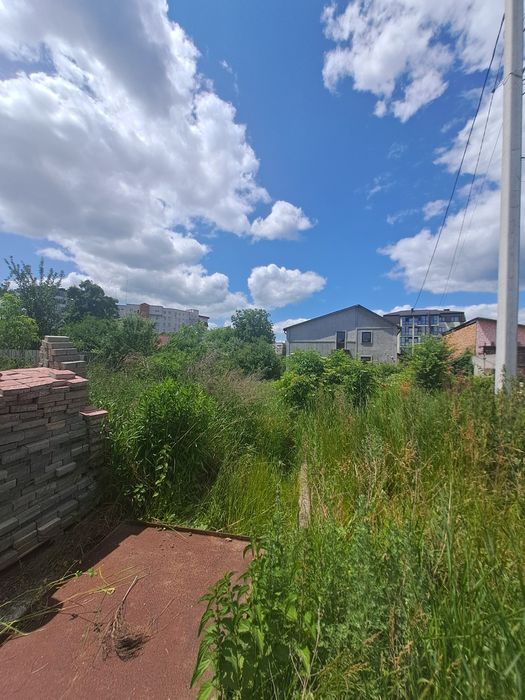 Продаж земельної ділянки під забудову поблизу центру Тернополя