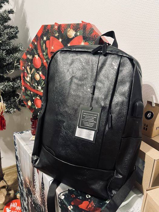 Klasyczny plecak męski czarny elegancki nowy z metka