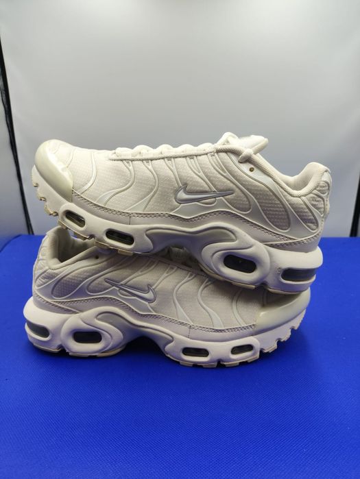 Кросівки Nike Air Max Plus - 39 розмір.