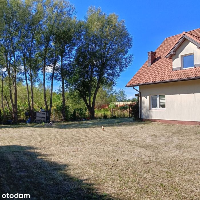 DOM wolnostojący w miejscowości NADMA granica marek