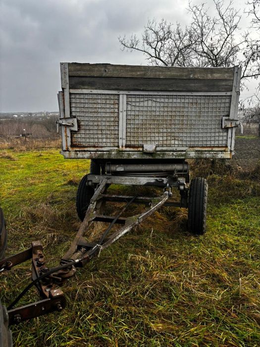 Тракторний причіп