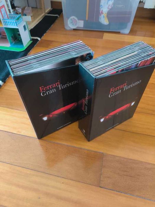 Fascículos / livros Ferrari