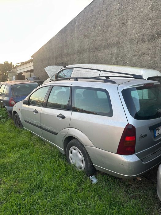 Peugeot 307 SW e outras Viaturas Para Peças
