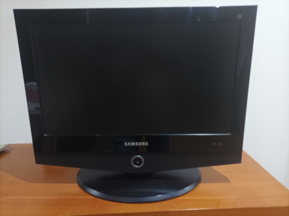 Tv Samsung 23"LE23R32B