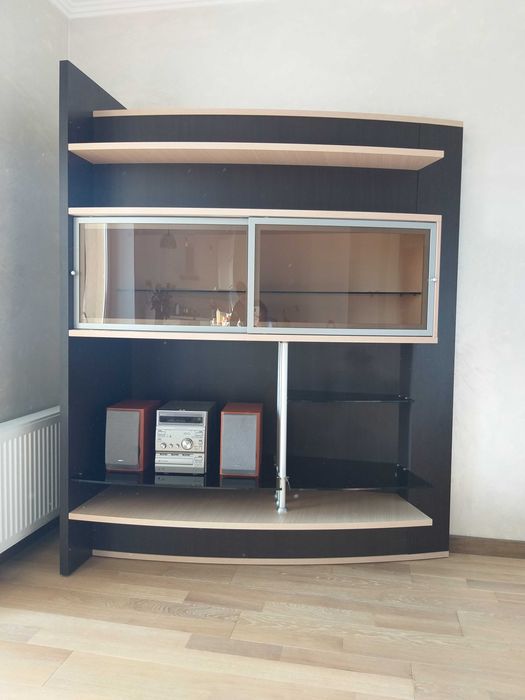 продаються меблі для вітальні  - оригінальная стінка