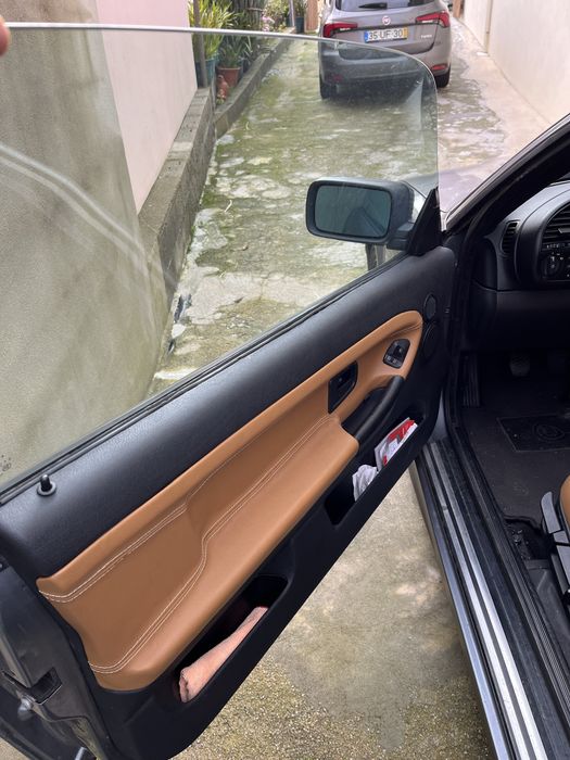 1992 BMW E36 318is coupe