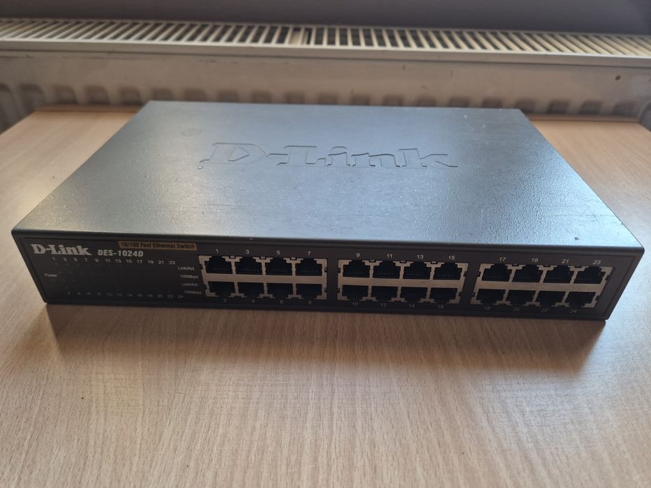 switch D-Link DES 1024D
