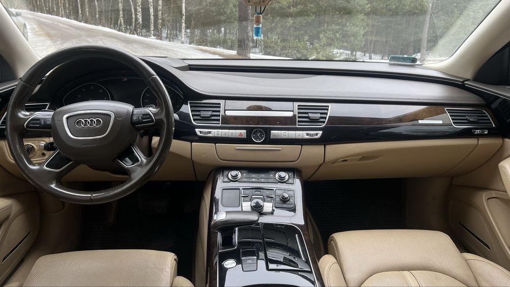 Audi A8 D4 Long Lift 4.0 TFSI