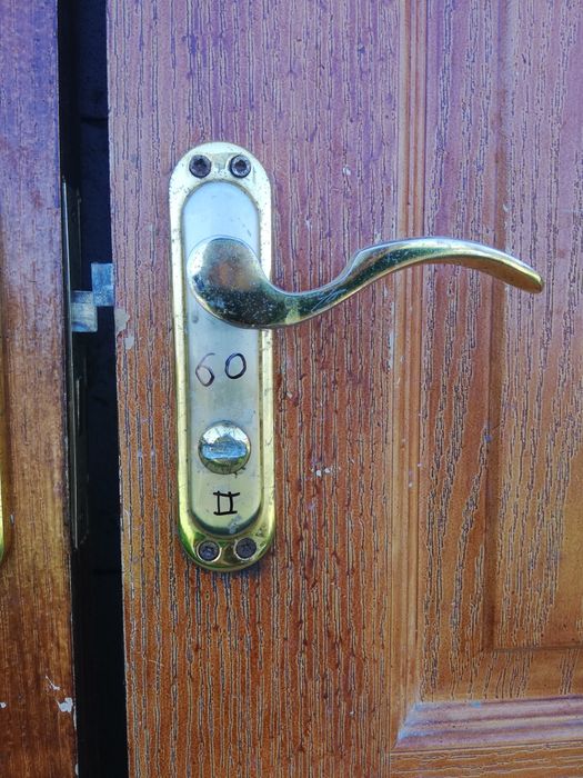 Продам міжкімнатні двері