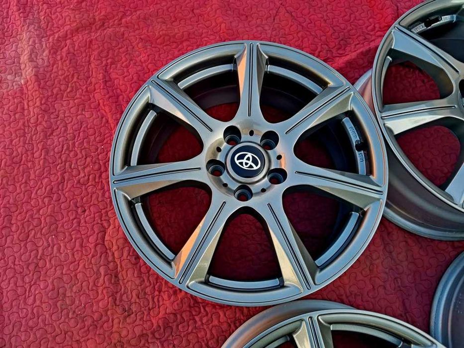 ALUFELGI 17' TOYOTA Corolla AURIS Avensis - ET40 - 5x114,3 -igła