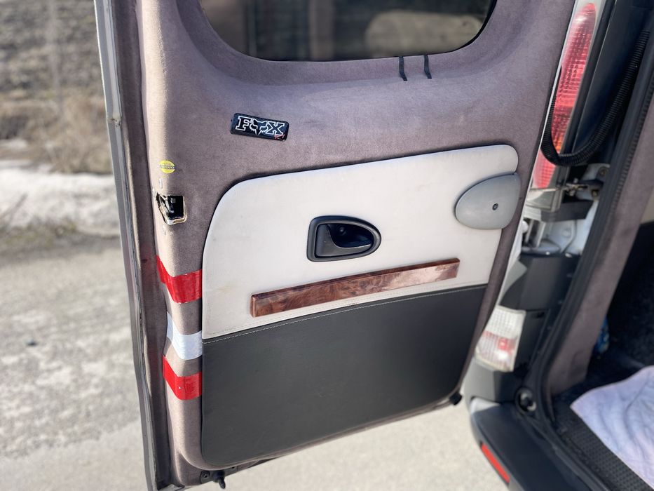 Nissan Primastar 2005р 1,9 ( Renault Trafic , Opel Vivaro )