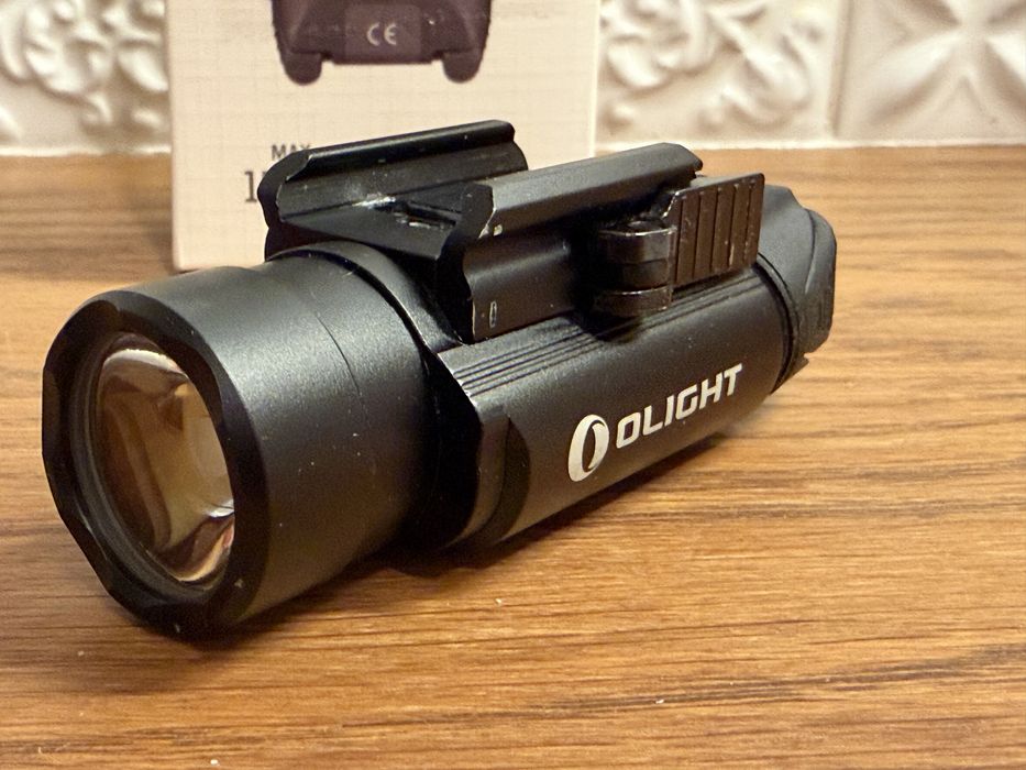 Latarka Olight PL-2 Valkyrie.XHP35