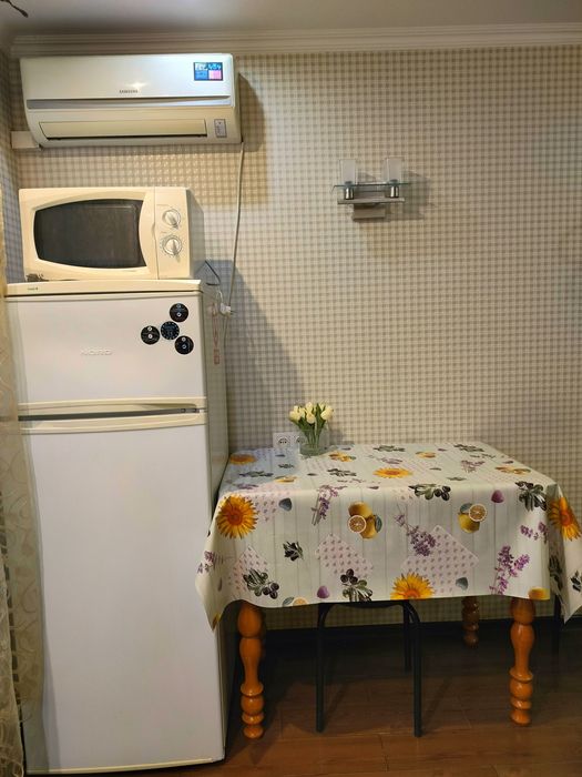 Погодинно, подобово. Квартира біля Ж/Д вокзалу. Вулиця Жилянська 76.