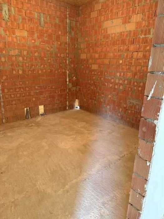 Ваш Сосновий Рай: Котедж Мрії в Гореничах