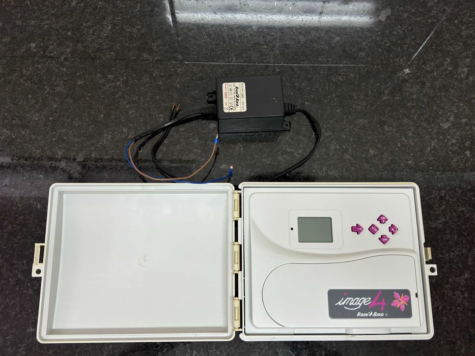 Programador para eletroválvulas 4 zonas Rain Bird image 4