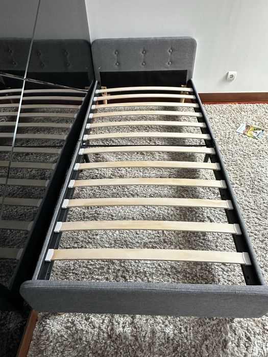Cama de Solteiro Novíssima 0,90m x 2,00m