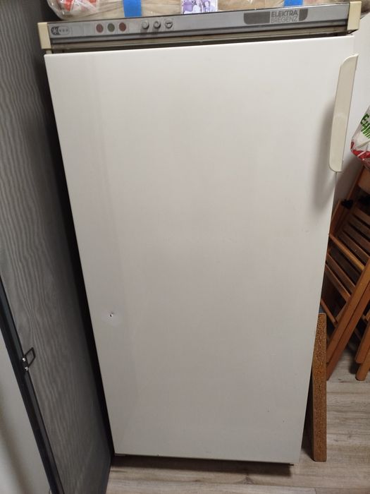 Морозильна камера