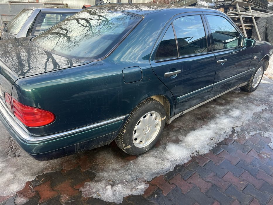 W210 E290 2.9Td 98r automat na śrubki  w calosci bez silnika mercedes