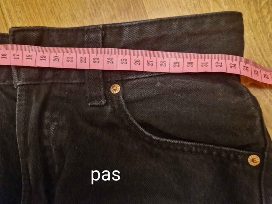 Spodnie Bershka Denim czarne 34