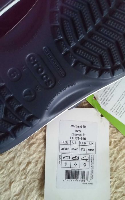 Japonki Crocs W 7 wkładka 25 cm.granatowe nowe