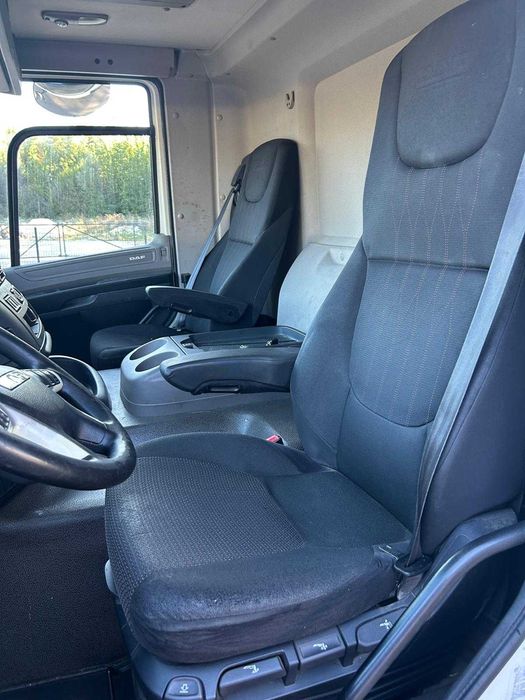 DAF CF 320 - 2017  c/ plataforma retrátil