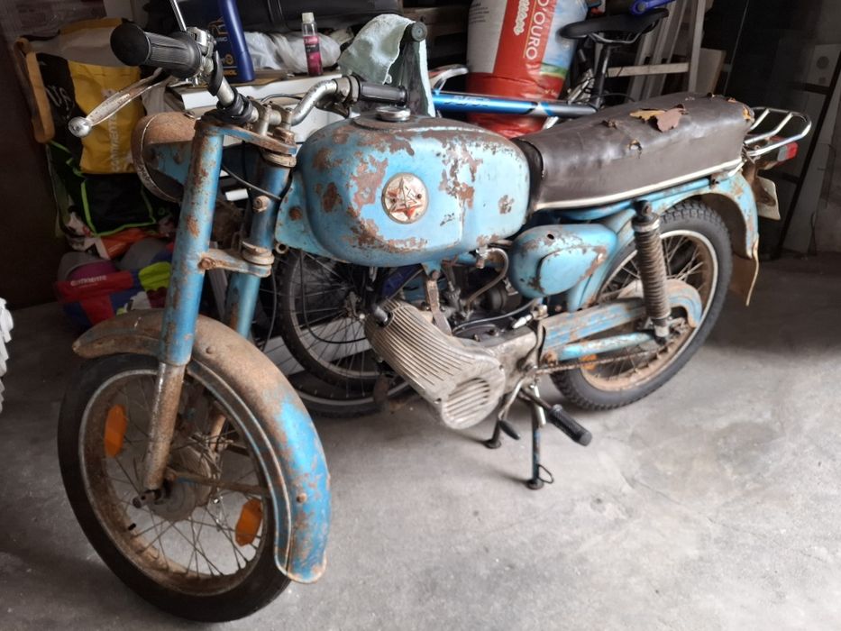 Motorizada EFS com motor Casal