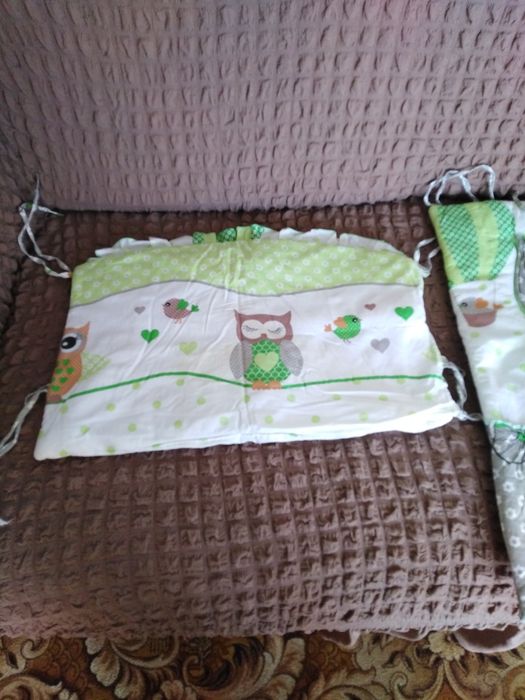 Бортики у дитяче ліжечко