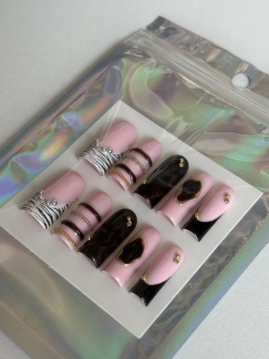 Tipsy press on nails
