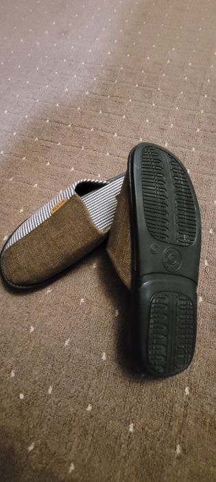 Домашні тапочки чоловічі