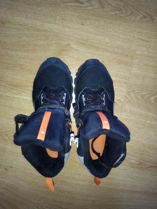 Buty trekkingowe wodoodporne