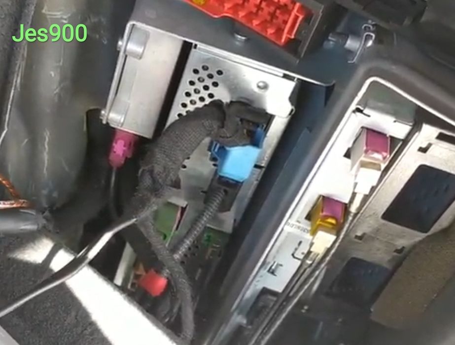 Bluetooth 5.0 Audi A6 A8 Q7 через TV тюнер MMI 2G с блоком DVD-TV AUX