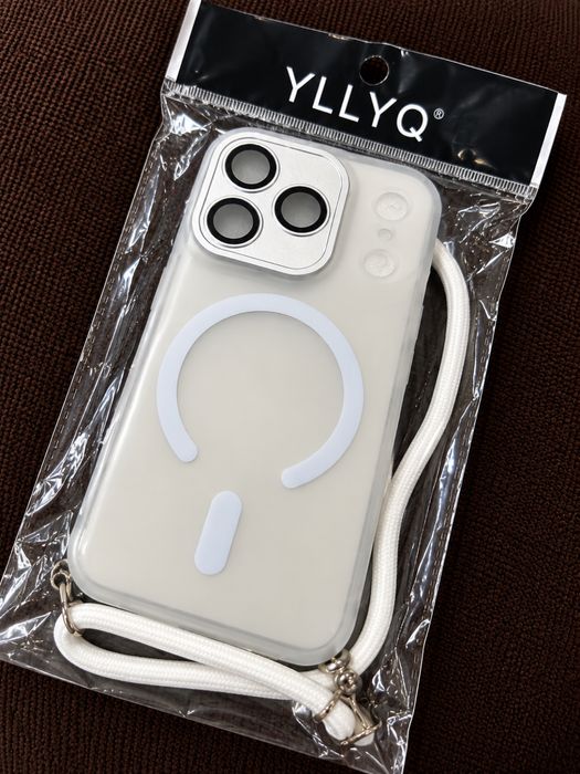 Чохли для iPhone 17 Pro
