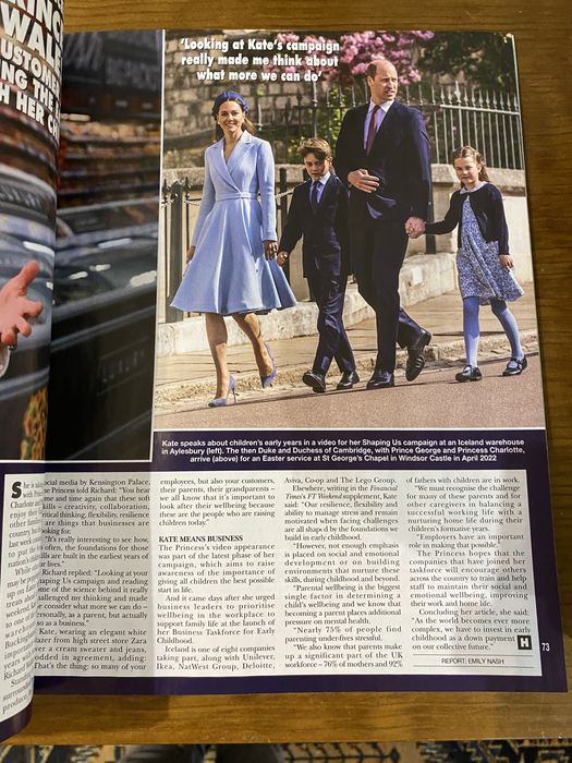 Revista Hello King Charles III