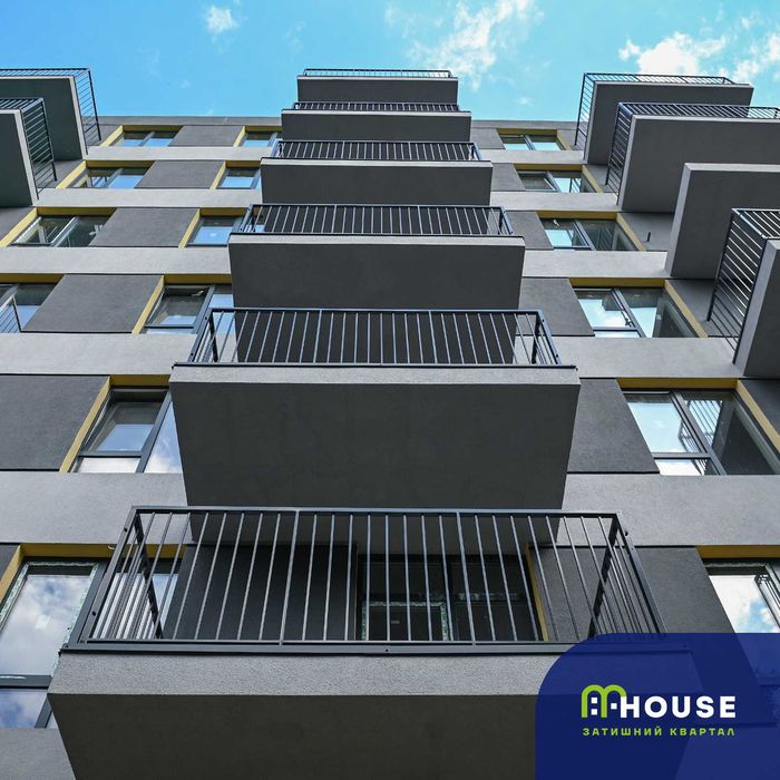 Продаж комерції 44 м2 у новобудові на Миколайчука