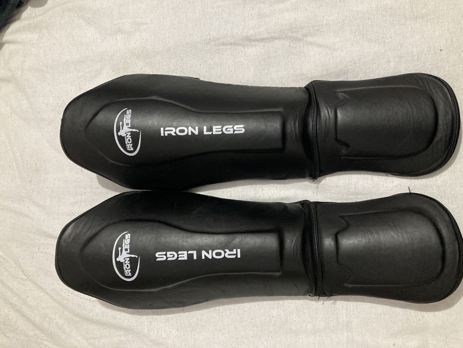 Luvas e caneleiras de Muay thai-Iron legs academy