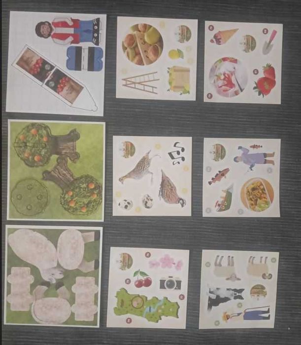 We Cultivate Goodness Together – Auchan Sticker Collection: 3 Puzzles and 30 Stickers