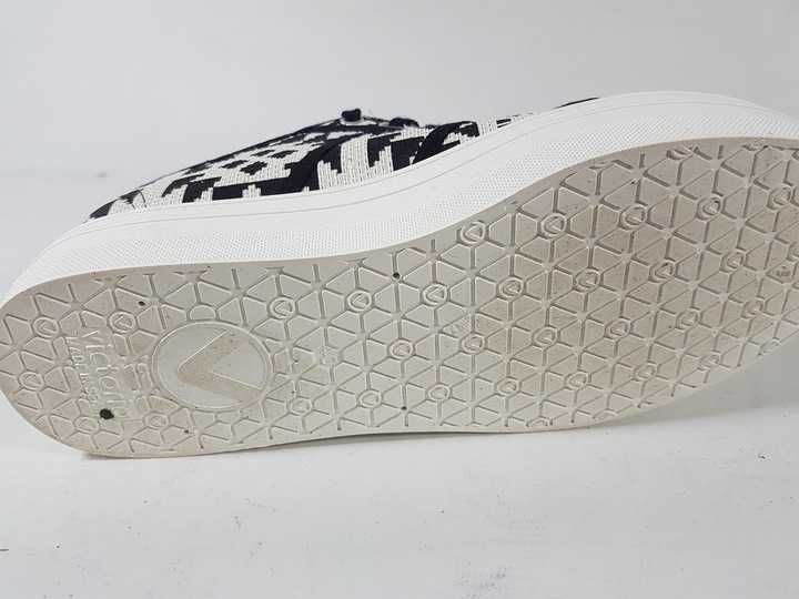 VICTORIA trampki damskie  nowe   WYSOKA PODESZA R 40