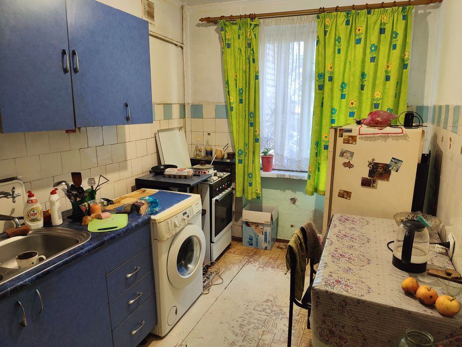 Здаю кімнату в квартирі для 1 хлопця  вул Кобилиці(без власників)