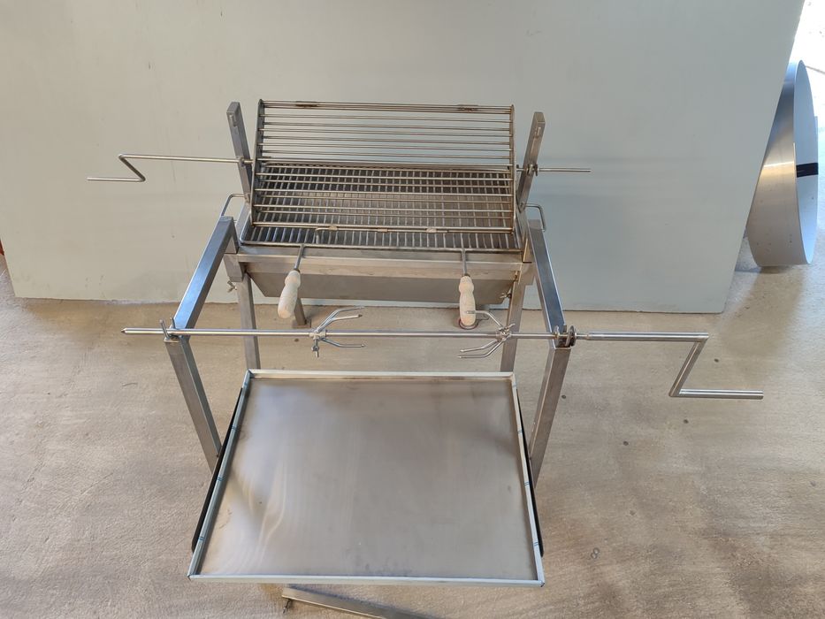 Churrasqueira inox para pernil