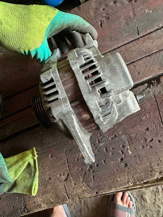 генератор Митсубиши Лансер 10 X 1.5 Mitsubishi lanser x