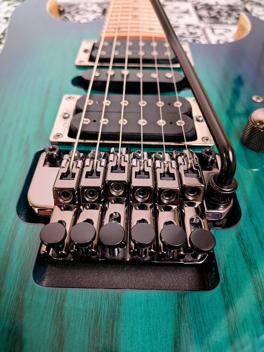 Ibanez RG370AHMZ - Melhorada - Pronta a tocar