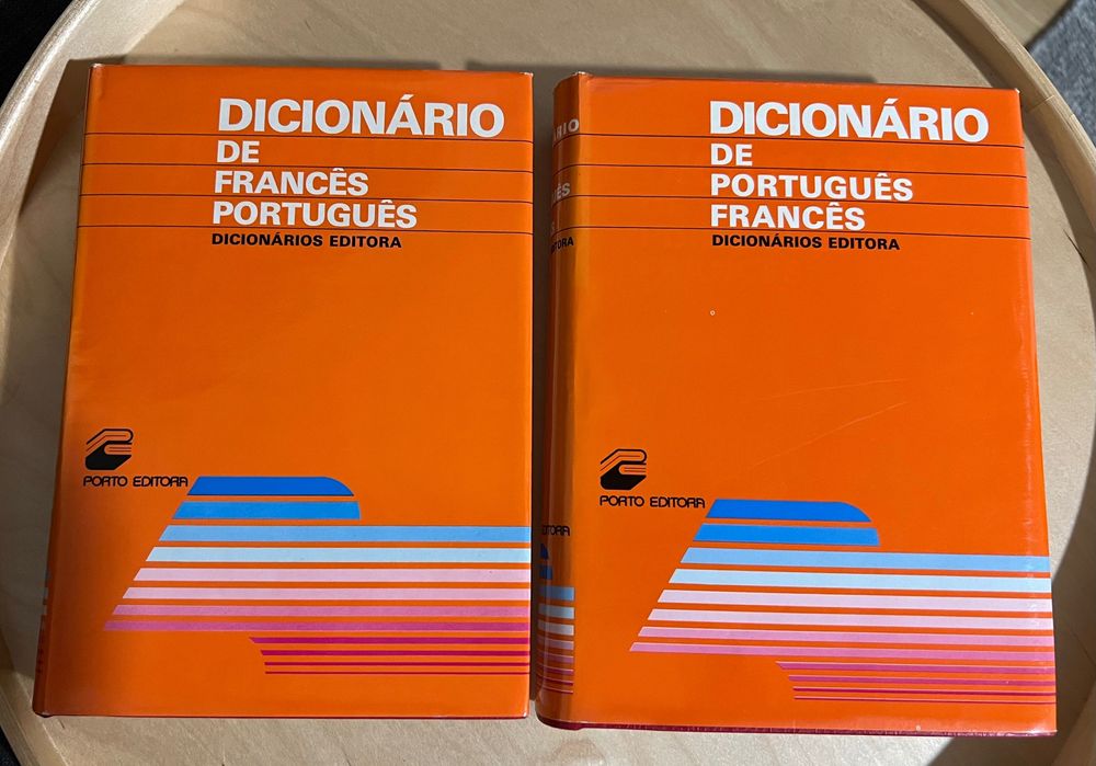 Dicionários francês-português e português-francês