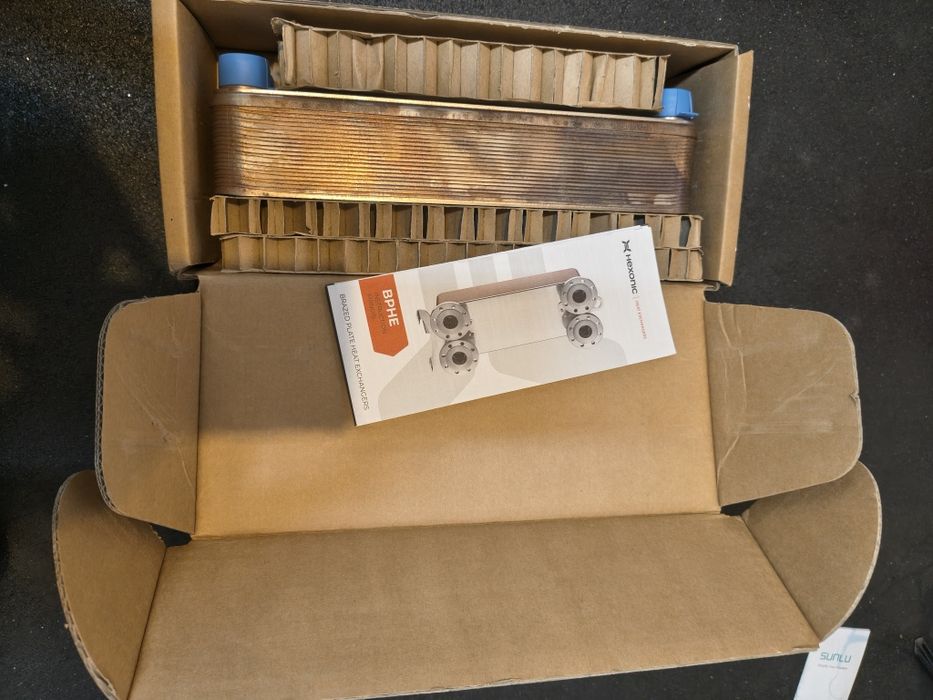 Płytowy wymiennik ciepla do pompy ciepla Hexonic RH422-20 R32 R290