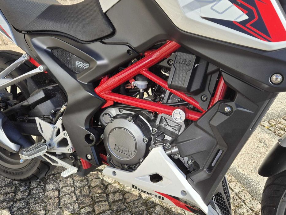 Benelli 251 COMO NOVA