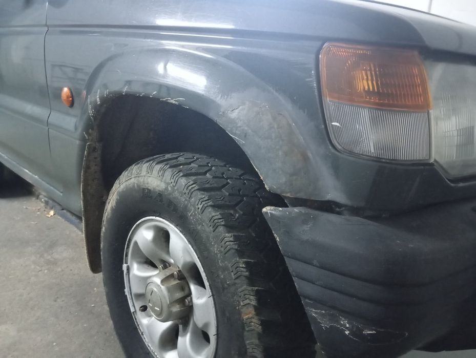 Mitsubishi Pagero GLX